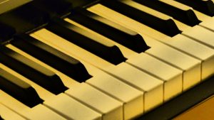 Read more about the article 4 Wonderful Piano Playlists